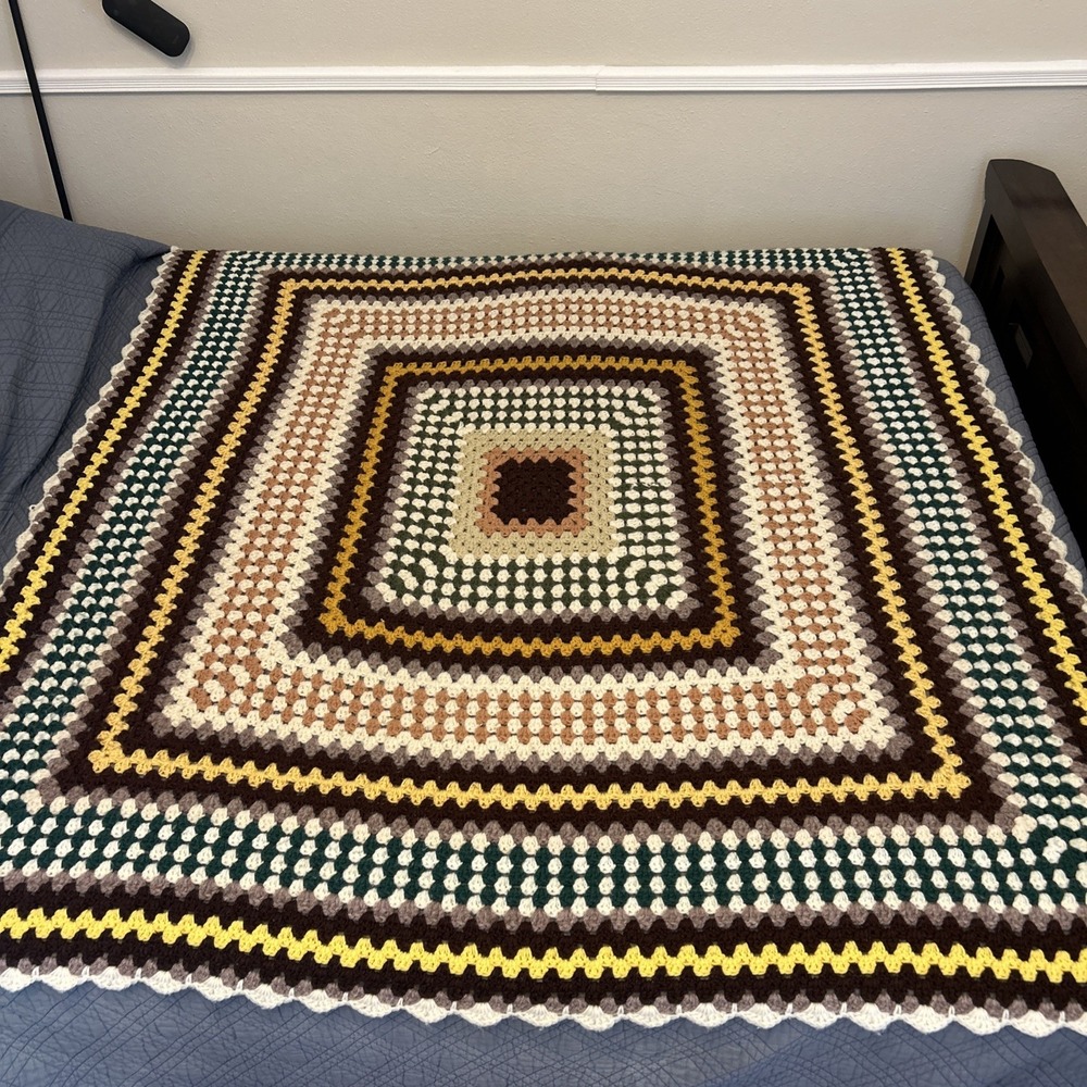 Vintage Handmade Crochet Granny Square Afghan Throw Blanket 63 x‎ 63 Earth Tone